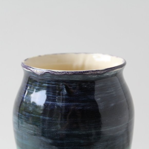 Lakshmi Design Pottery Hand Painted Floral Vase 82 - Picture 7 of 13